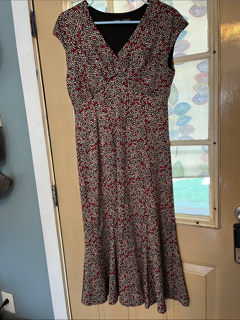 Jones Studio Red, White and Black Cap-Sleeve V-Neck Midi Dress - Picture 1 of 3